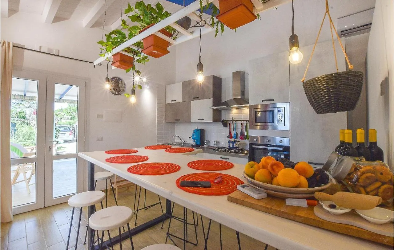 Beautiful Home In Chiaramonte Gulfi Holiday home